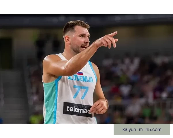 斯波鲍威尔谈东契奇60分表现 强调高难度进球与频繁造犯规获得罚球机会